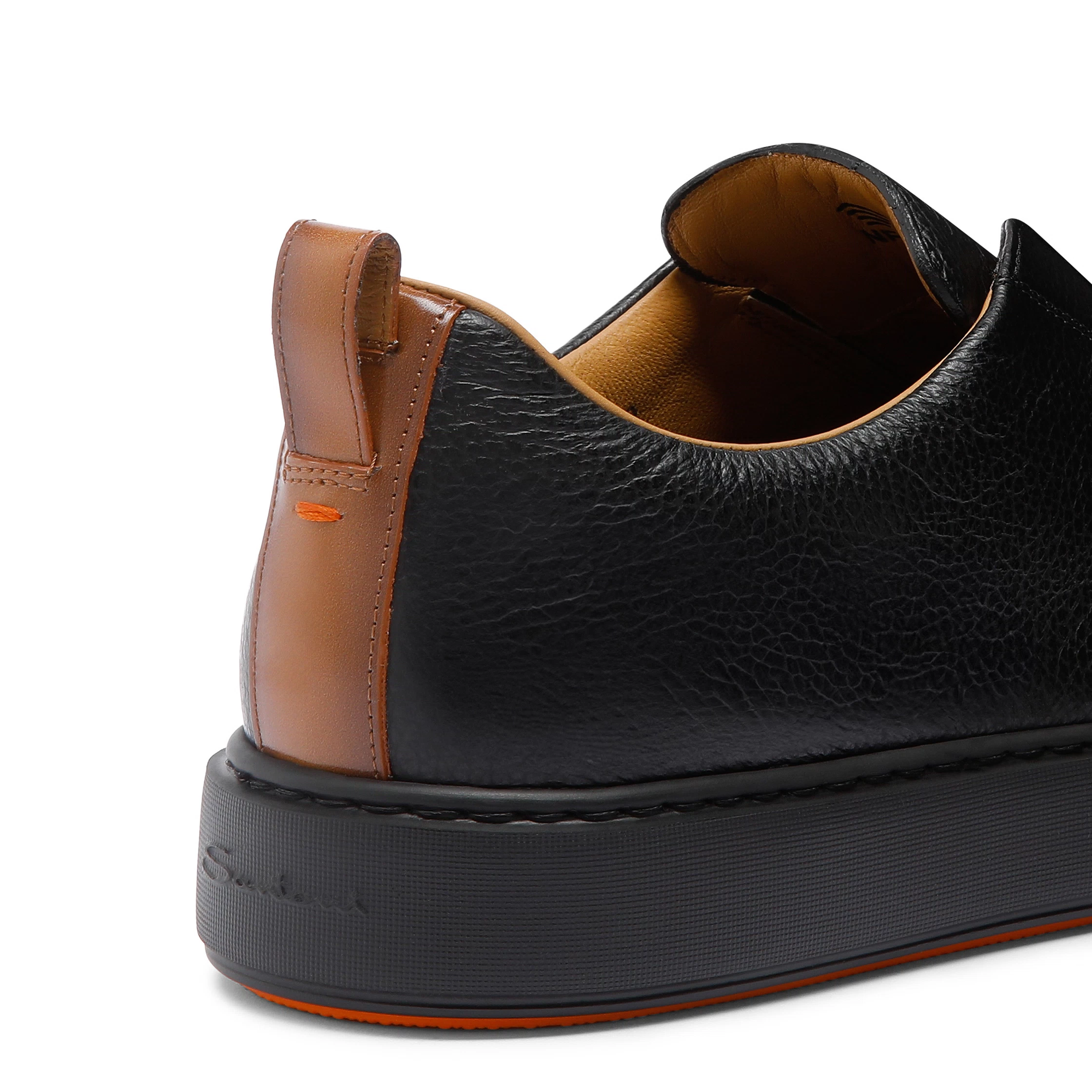 Męskie czarne sneakersy slip-on ze skóry o groszkowanej fakturze foto 5